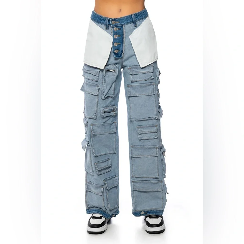 AKIRA About My Coin Multi-Pocket Cargo Jeans - Picture 4 of 7